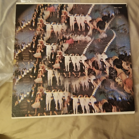 ORIGINAL The Beatles Magical Mystery Tour Vinyl Insert/24pg Full Color Book - Picture 2 of 7